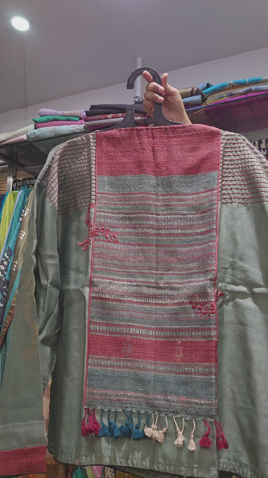 Chanderi Semistitched Blouse with Bhujodi Shawl Elements