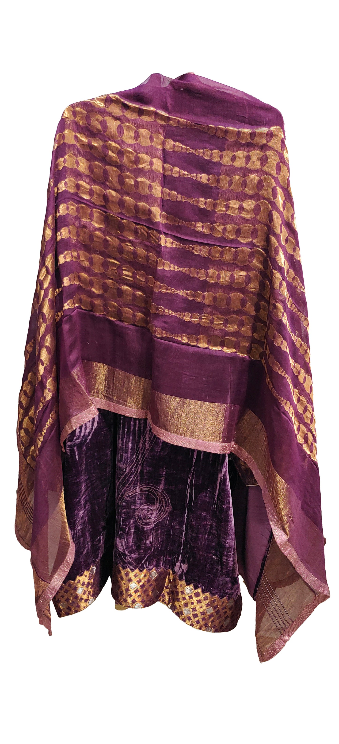 Semi Stitched Formal velvet Suitset