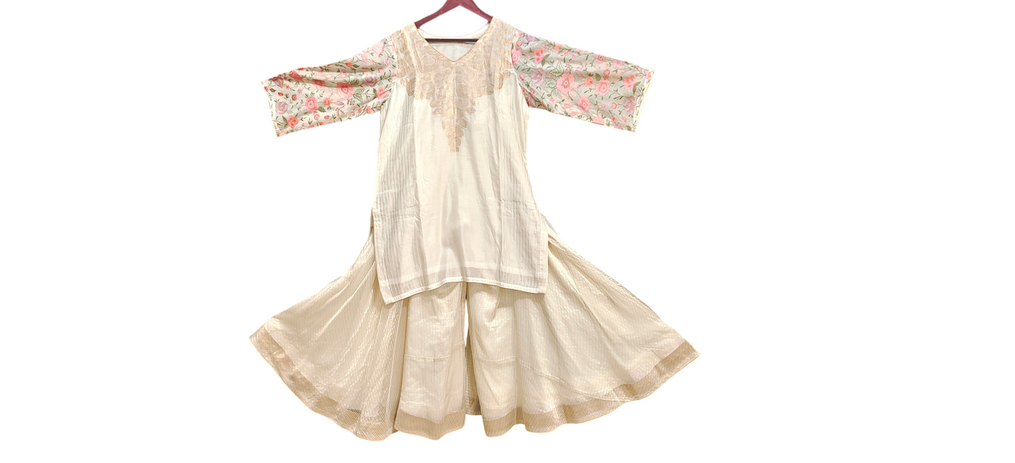 Semi stitched divided Skirtset