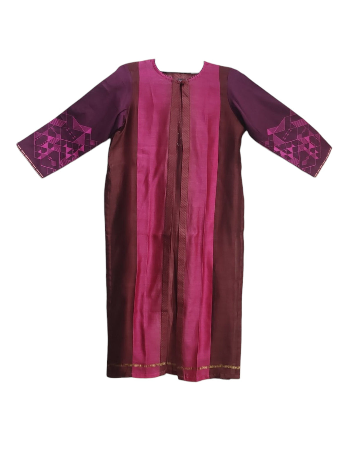 Stitched Chanderi Sleevesless Kurta With Jacket