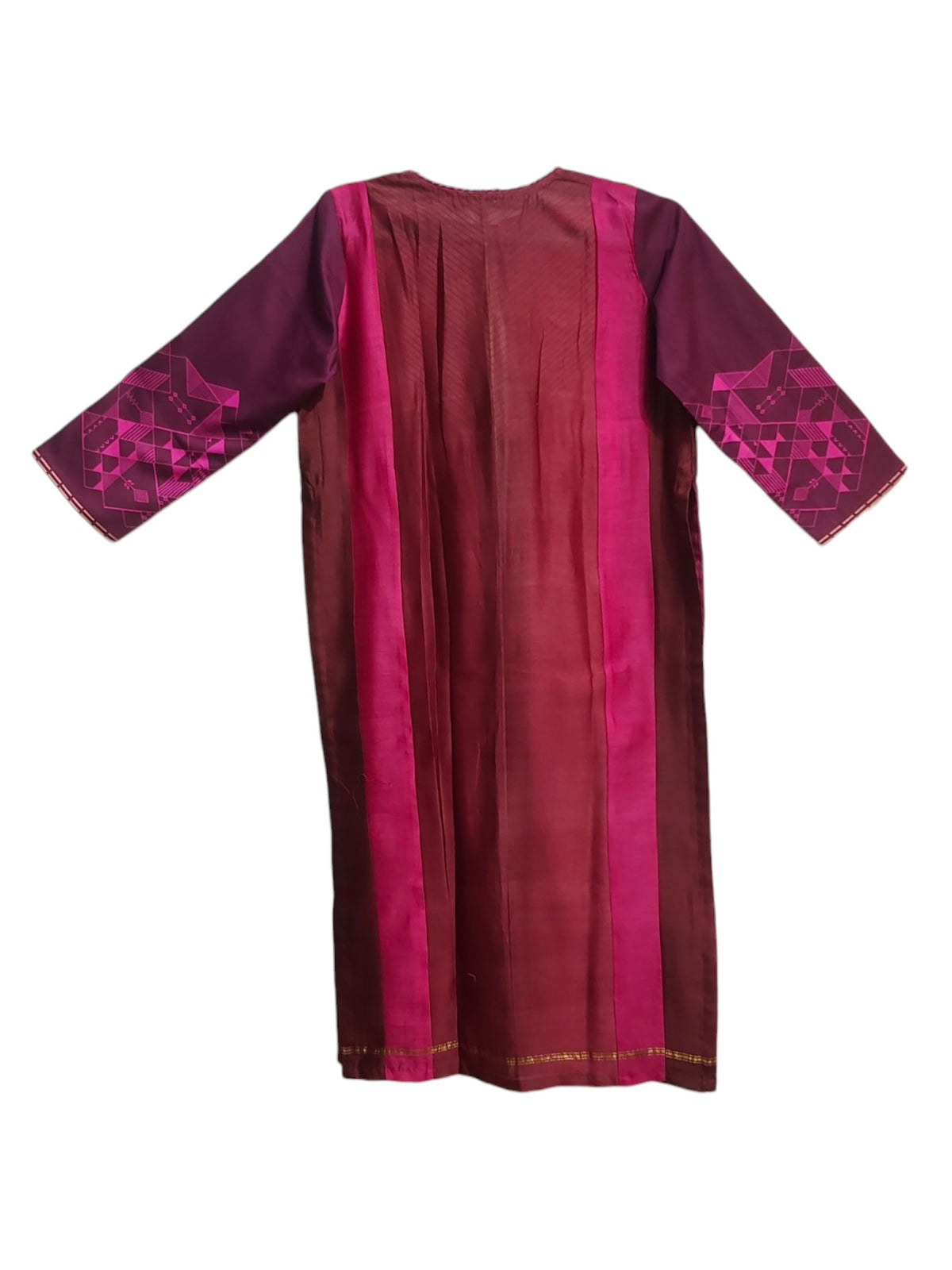 Stitched Chanderi Sleevesless Kurta With Jacket