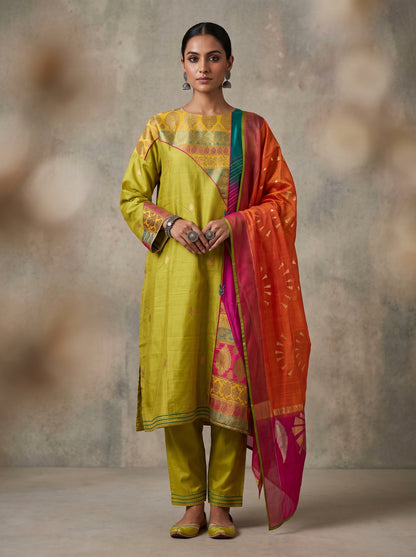Semi Stitched Chanderi Formal Suitset