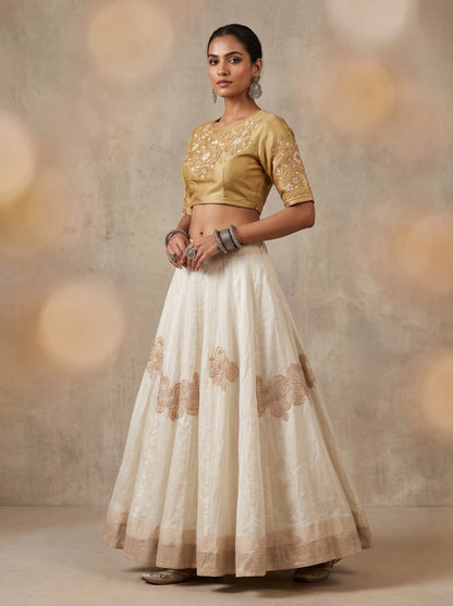 Semi stitched Formal Skirtset