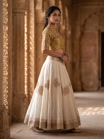 Semi stitched Formal Skirtset