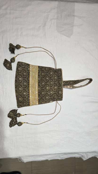 Ayaan Emerald Gold Embroidered Festive Potli
